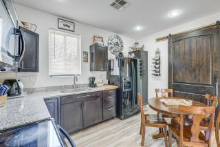 Private Acreage, Pet-Friendly Yard! Gilbert Haven - 4