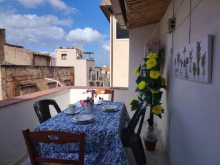 Camera Climatizzata con Terrazza - 1