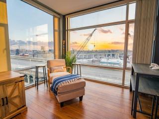 Riverview Balcony Parking Gym-Boathouse - 6