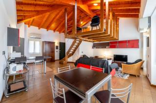 Roncati Loft Apartment - 5