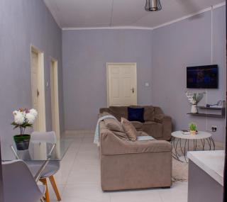 Contemporary one-bedroom apartment in Kariba Heights - 2382 - 7