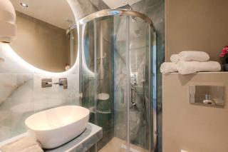 Blue Bay Hotel - 5