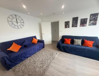Modern cosy 2Bedroom Flat in London, Free Parking - 4