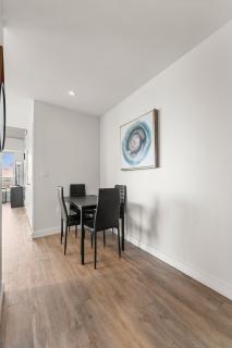 Stunning View 2BR 2BA condo high-end building - 5