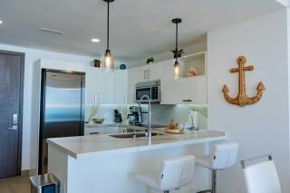 All About The Beach!! 1 bedroom condo at Encantame Towers W503 - 2