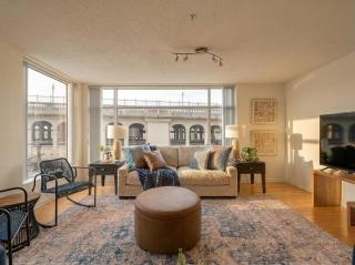 Highrise Riverview Flats Balcony Parking - 8