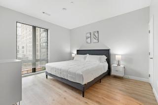 Sleek 2BR 2BA Condo in assembly with Stylish Décor - 7
