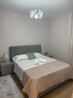 Elegant Apartment in Tirana - 5