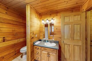 Misty Mountain Retreat - 1