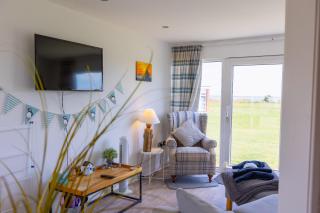 Sea View Holiday Chalet, access to sandy beach - Pets go free - 0