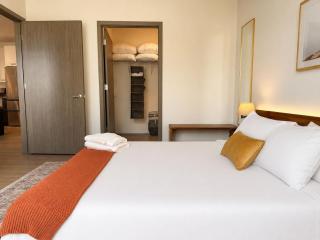 Bay View Designer 1BR - Best Location with Balcony, Gym, and Terrace - Sleeps 4 - 3