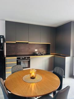 Family-Friendly Apartment, 2 Bedroom and Living Area & Balcony, with Garden Access, Donilads Properties - Home Everywhere, Relax & Nature Escape - 6