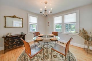 Located in the Heart of Gloucester Courthouse! - 4