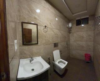 Hotel City Palace - 4