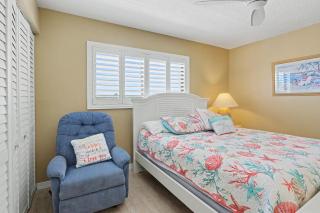 Sunset Chateau 502 - 2