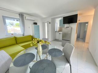 Two bedroom App in Ravni with Sea view, Terrace&Parking - 0