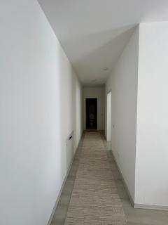 B Street Apartment - 4