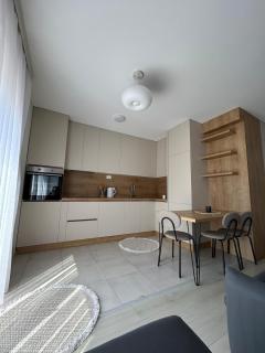 B Street Apartment - 3