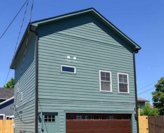 Charming Carriage house in Popular Bates Hendricks - 0