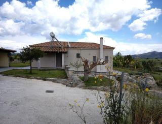 Reniza House 1 - 0