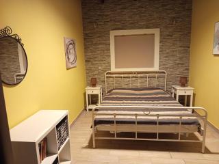 Reniza House 1 - 1