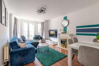 Parking-2BR Edinburgh Retreat-Walk to Leith & City - 0