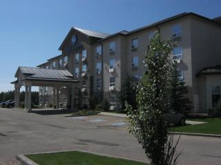Best Western Rocky Mountain House Inn & Suites - 3