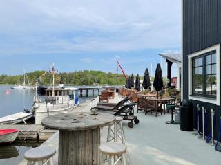 4 person holiday home in HALLSTAVIK - 6