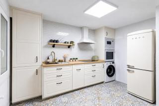 Luxury Old Town Apartment - Terrace and Private Parking - 7