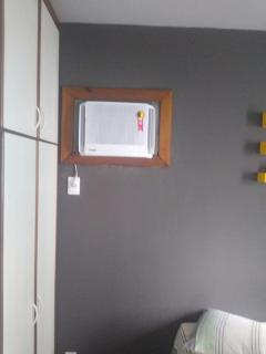 Flat central com varanda - 2