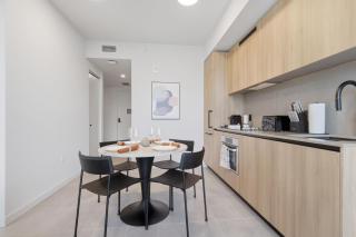 501-2903 Luxury Ocean View from Balcony Rooftop Pool & GYM - 2