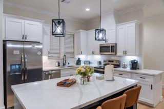 4BR Near NRG, World Cup, Hot Tub and Game Room - 9
