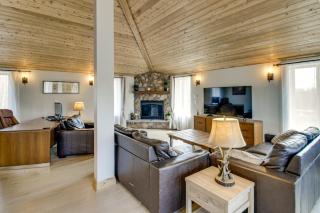 40-Acre Brook Park Retreat Near Lakes & Fishing! - 5