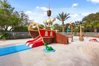 Spacious 5BR Resort - Private Pool - Near Disney! - 6