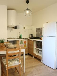 Studio with Terrace near RER A and L to Paris & La Défense - 8