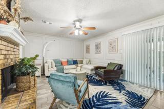 Cozy Frisco Family Home | Fenced Yard + Fireplace - 5