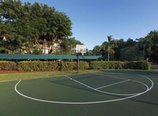 Palm-Aire Resort 1BR Apartment - 3