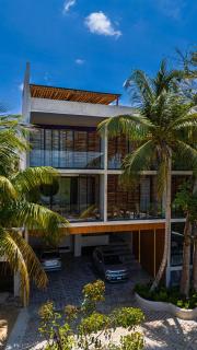 Luxury Beachfront 3BR Appartment - 7
