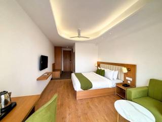 Oak leaf hotel rishikesh - 0