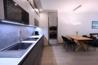 Rose Haven - 6