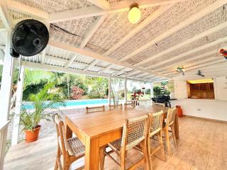 Private pool, villa, parking, beach and restaurants nearby, Villa Ti Paradis - 1