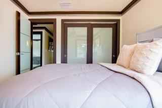 Beautiful Luxury Villa - 8
