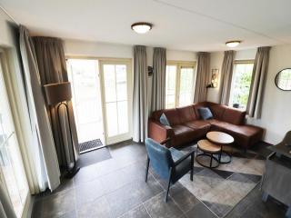 Bungalow in Zuytland Buiten with Fishing Platform - 5