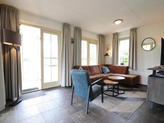 Bungalow in Zuytland Buiten with Fishing Platform - 8