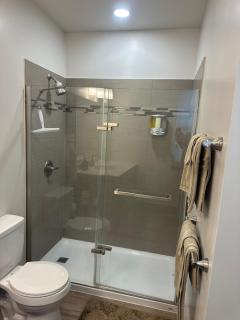 304 - Modern 1 Bdrm Apartment Downtown Kalamazoo - 3