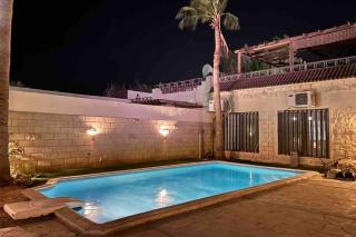 Bright and spacious villa - 8