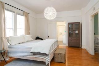 #StayInMyDistrict Sunnyside Vintage Charmer - 7