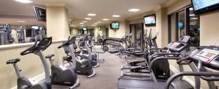 Emerald Grande Resort 1BR Apartment - 1