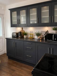 Spacious 3BRStay for Contractors - 9