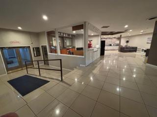 APM Inn & Suites - 5